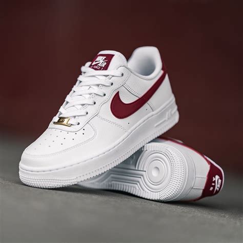 nike schuhe weiss schwarz rot|Nike air force 1 schuhe.